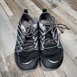 Womens Merrell Vibram size 8.5